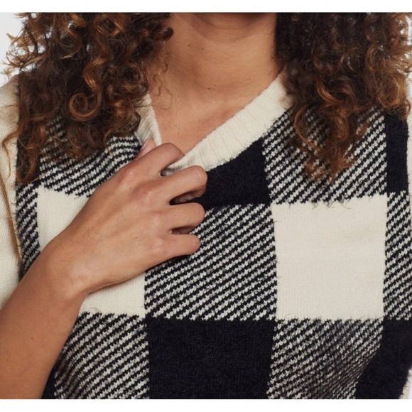 Original Weatherproof Vintage Black and Cream Buffalo Plaid Sweater Size XS - Picture 3 of 4